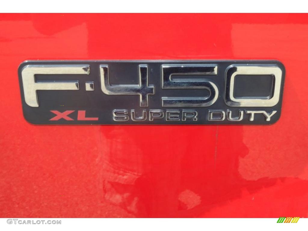 2003 F450 Super Duty XL Regular Cab Chassis Stake Truck - Bright Red / Medium Flint photo #18