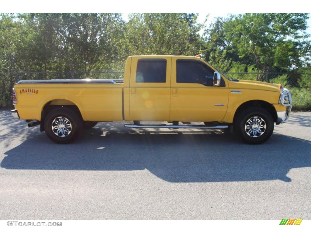 2006 F250 Super Duty Amarillo Special Edition Crew Cab 4x4 - Screaming Yellow / Black photo #2