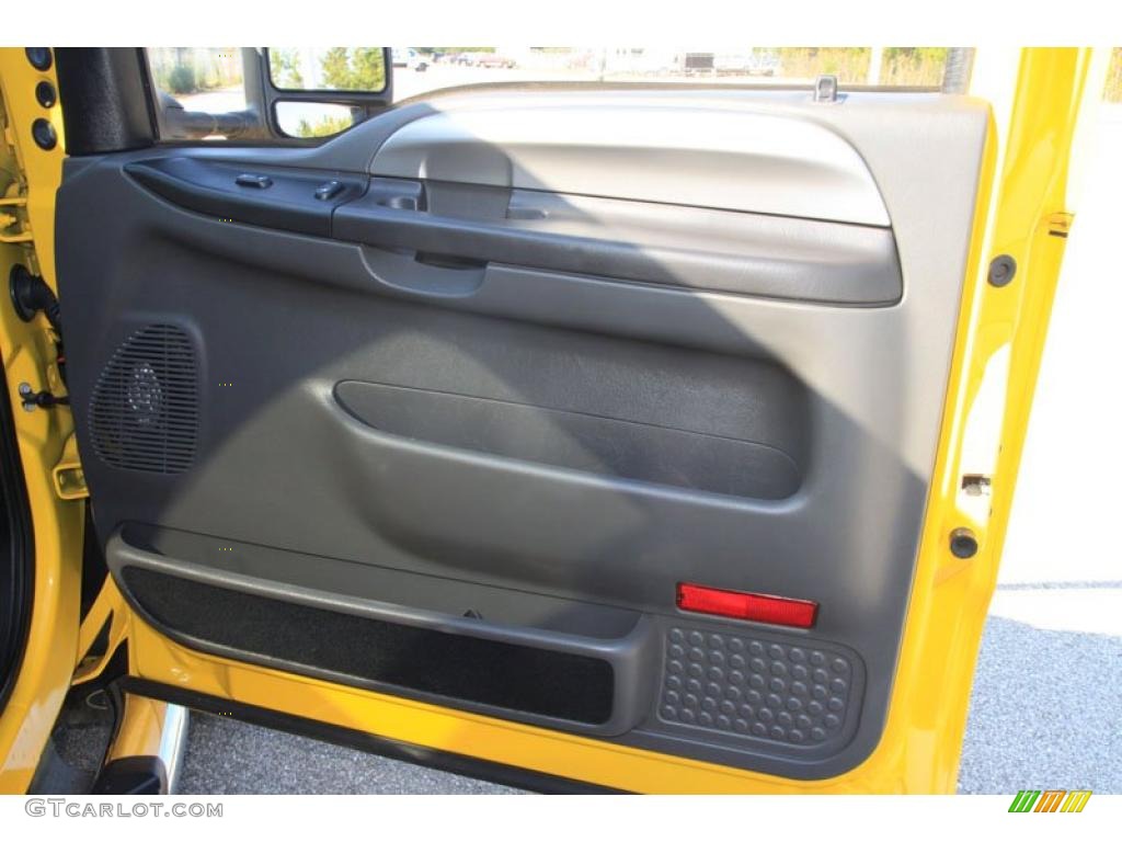 2006 F250 Super Duty Amarillo Special Edition Crew Cab 4x4 - Screaming Yellow / Black photo #35