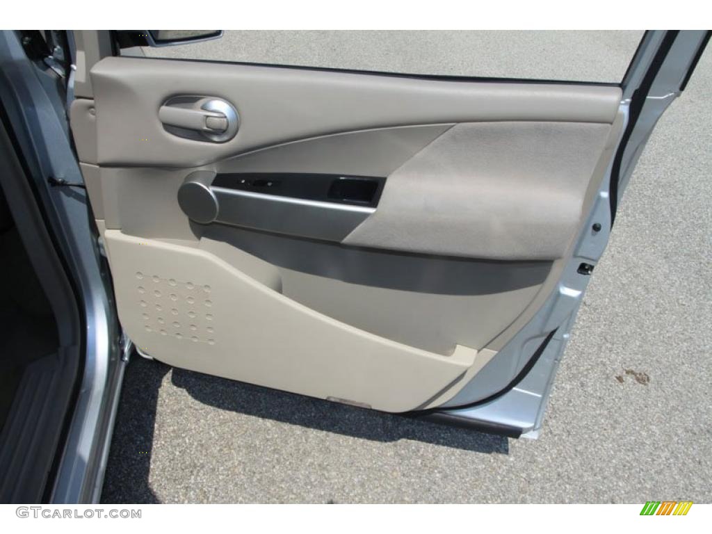 2006 Quest 3.5 SL - Silver Mist Metallic / Beige photo #35