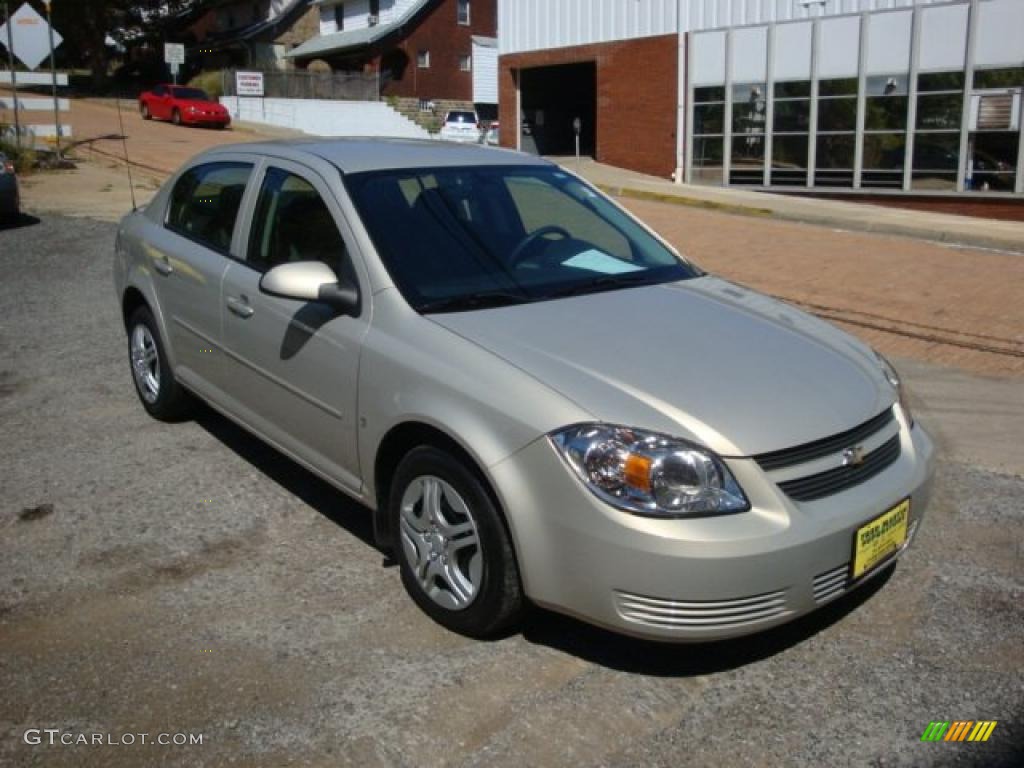 2009 Cobalt LT Sedan - Gold Mist Metallic / Ebony photo #6