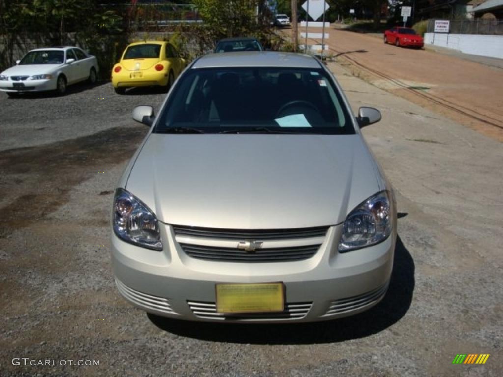 2009 Cobalt LT Sedan - Gold Mist Metallic / Ebony photo #10