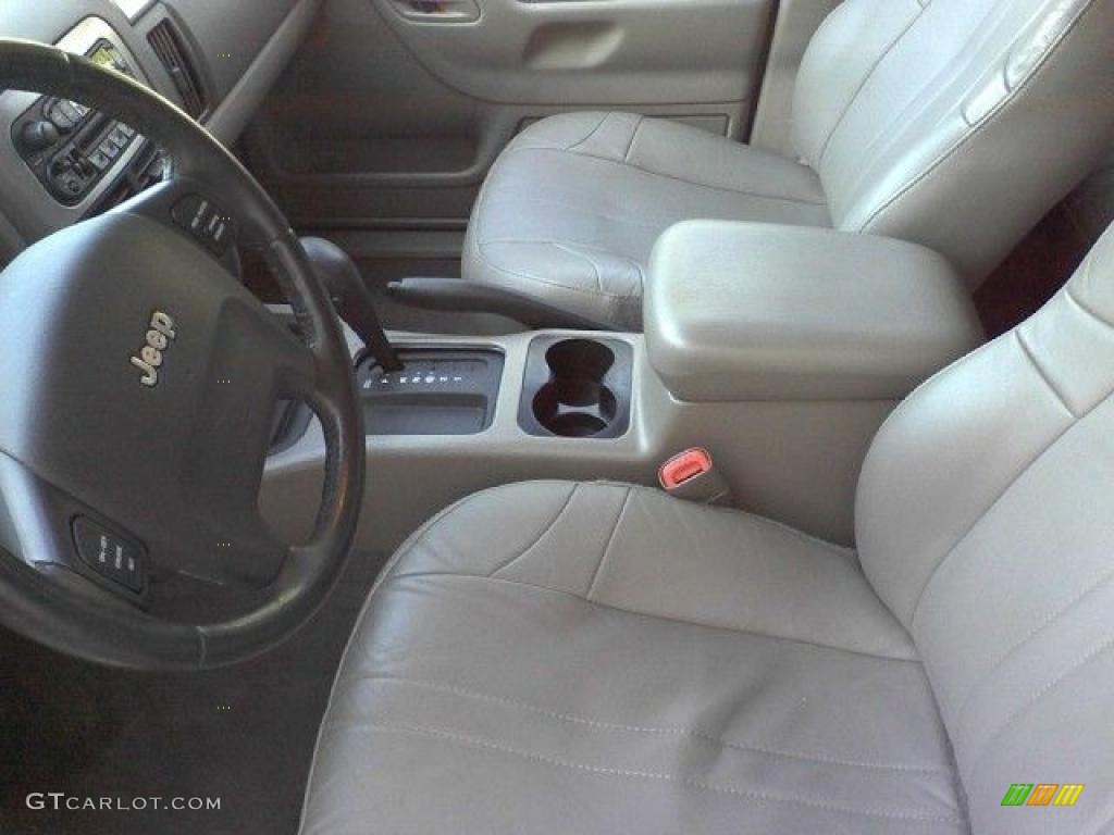 2004 Grand Cherokee Laredo - Graphite Metallic / Dark Slate Gray photo #13