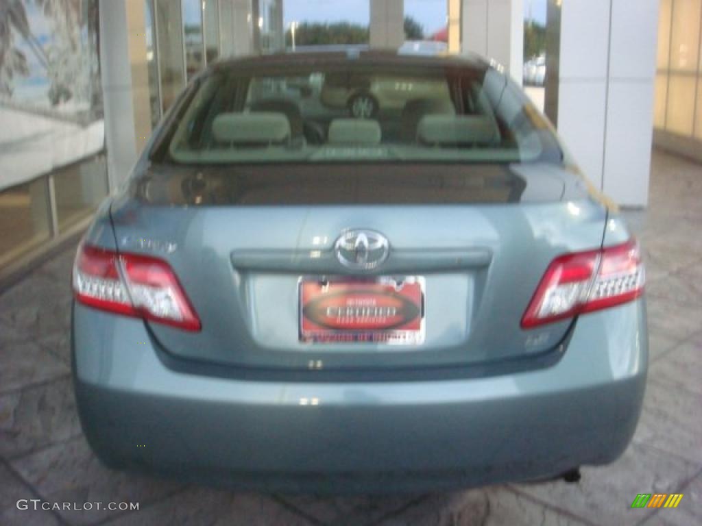 2010 Camry LE - Aloe Green Metallic / Ash Gray photo #7