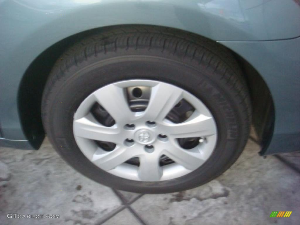 2010 Camry LE - Aloe Green Metallic / Ash Gray photo #12