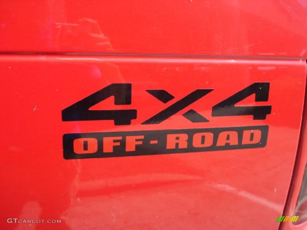 2001 Ram 1500 ST Club Cab 4x4 - Flame Red / Mist Gray photo #33