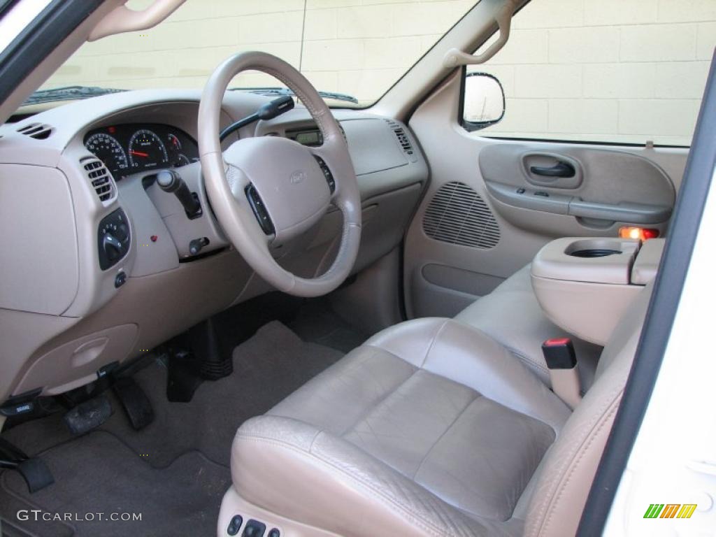 2002 F150 Lariat SuperCrew - Oxford White / Medium Parchment photo #8