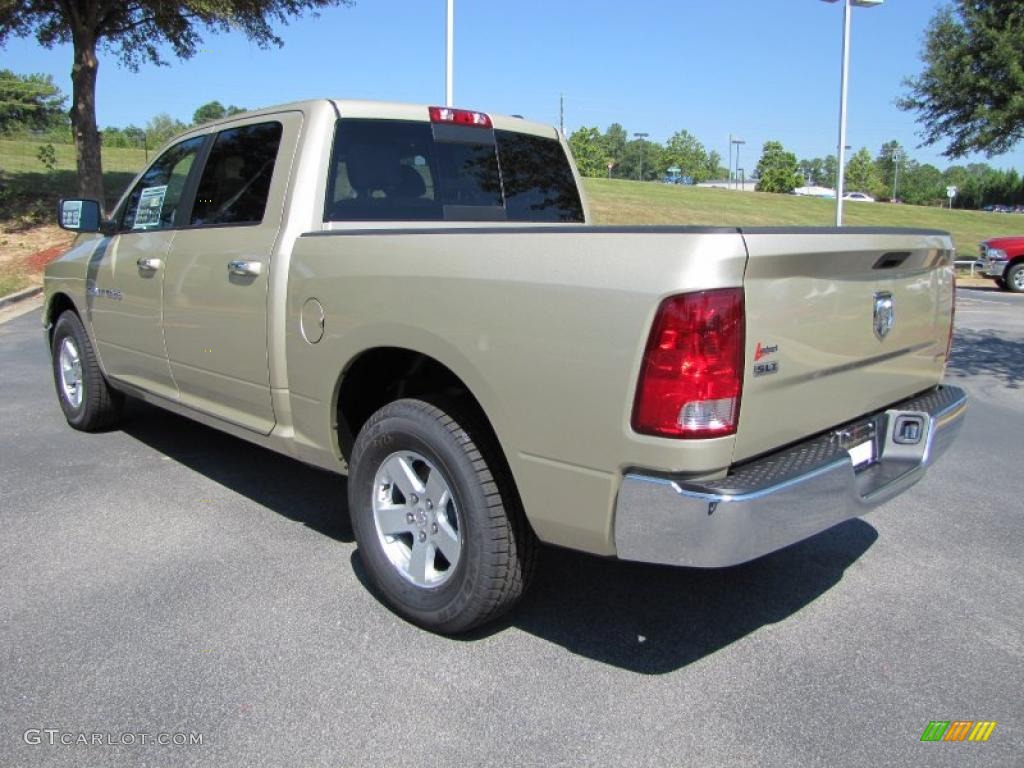 2011 Ram 1500 SLT Crew Cab - White Gold / Dark Slate Gray photo #2