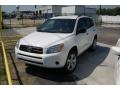 Super White - RAV4 I4 Photo No. 2
