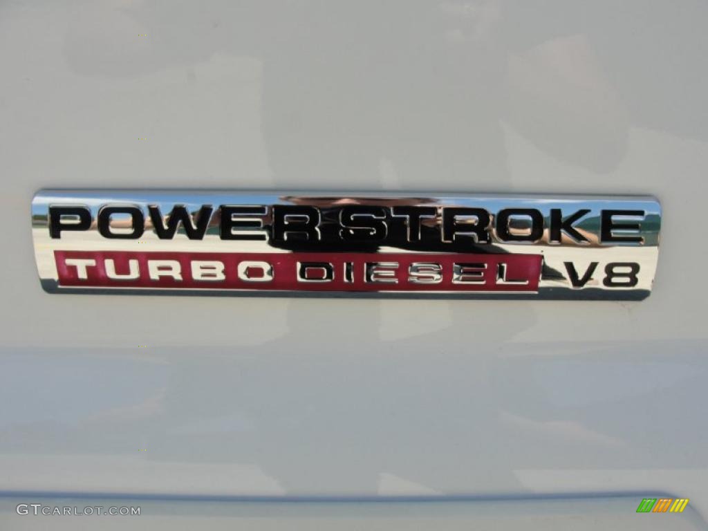2005 F250 Super Duty XLT Crew Cab 4x4 - Oxford White / Tan photo #17