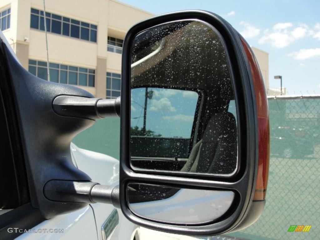 2005 F250 Super Duty XLT Crew Cab 4x4 - Oxford White / Tan photo #19