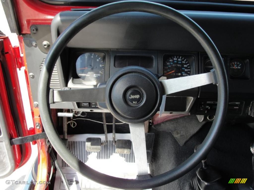 1995 Wrangler S 4x4 - Poppy Red / Gray photo #44