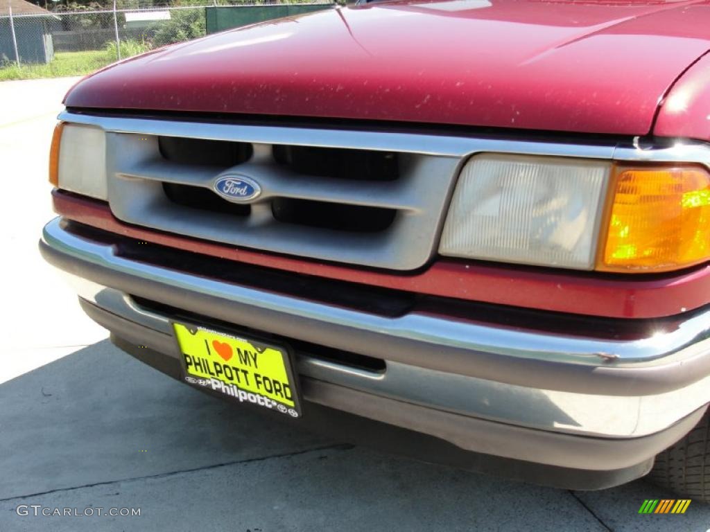 1995 Ranger XLT SuperCab - Laser Red Metallic / Grey photo #12