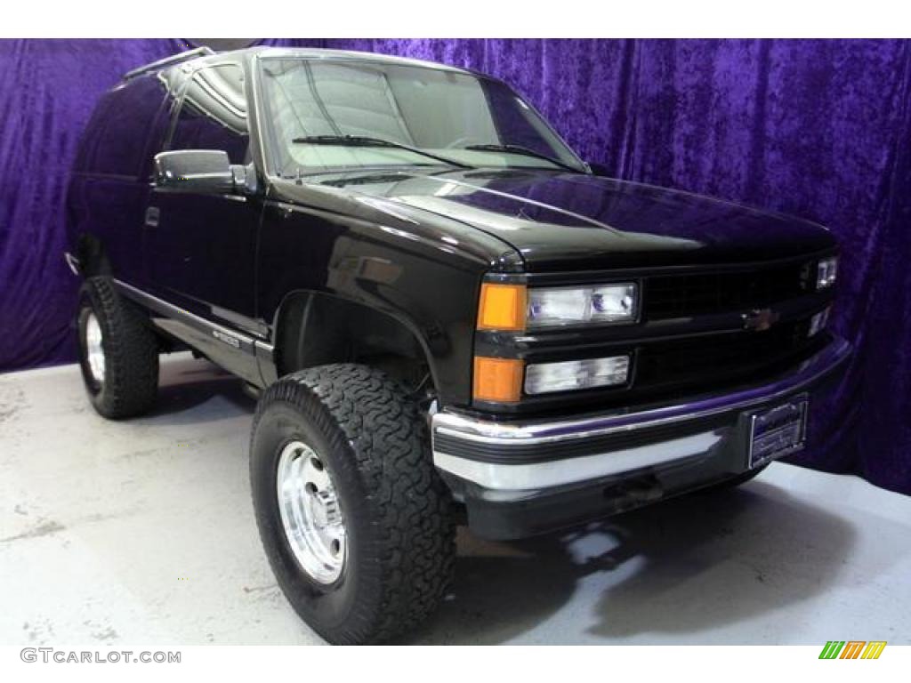 1997 Tahoe LS 4x4 - Black / Pewter photo #1