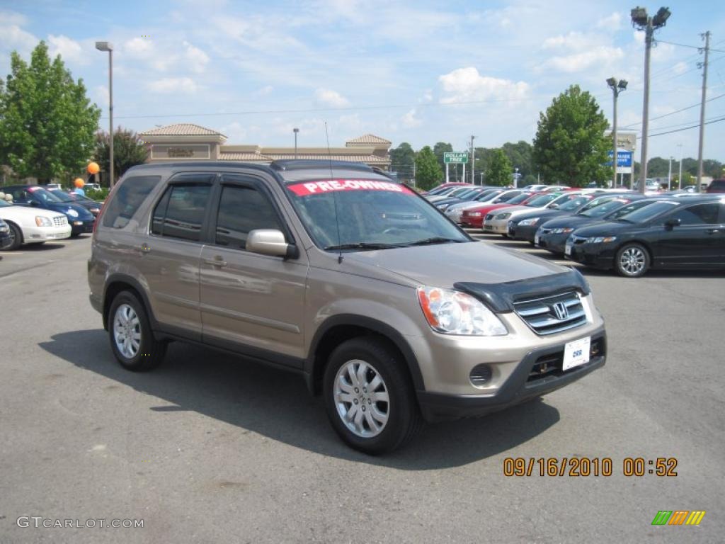 2006 CR-V SE 4WD - Sahara Sand Metallic / Black photo #7