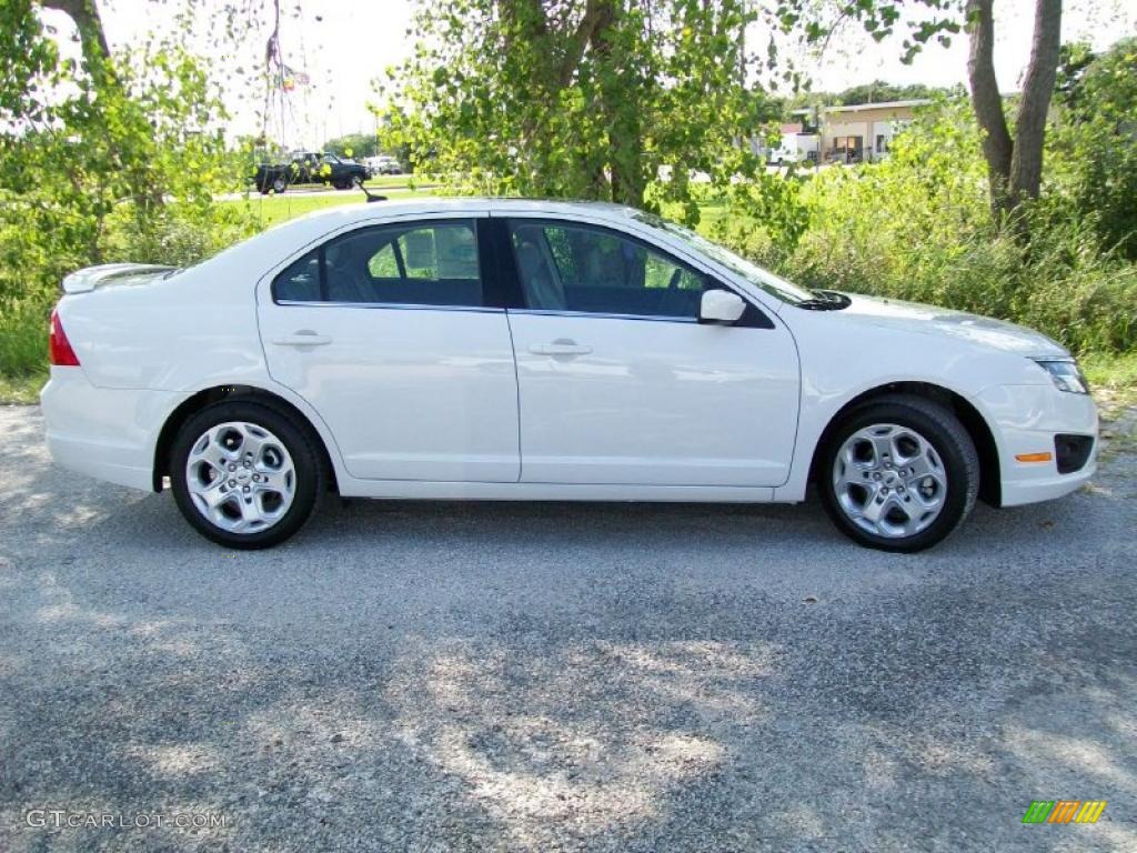 White Platinum Tri-Coat Ford Fusion