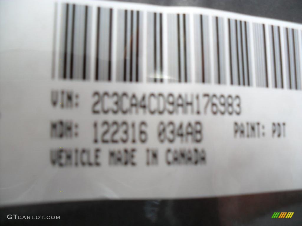 2010 300 Touring - Dark Titanium Metallic / Dark Slate Gray photo #8