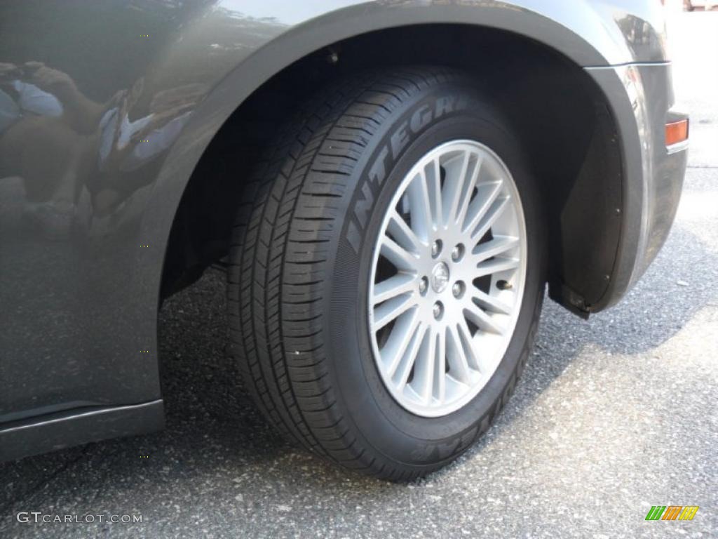 2010 300 Touring - Dark Titanium Metallic / Dark Slate Gray photo #21