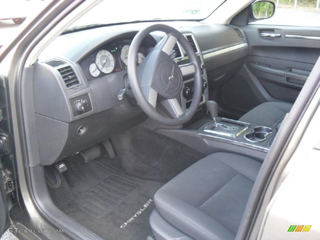 2010 300 Touring - Dark Titanium Metallic / Dark Slate Gray photo #24