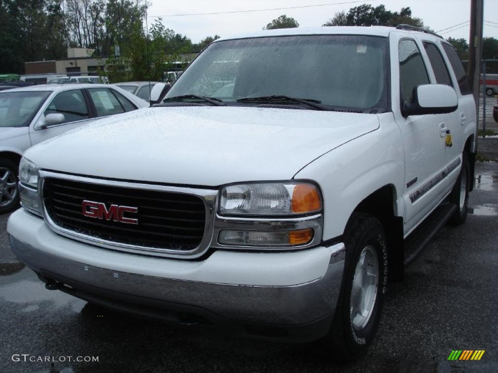 2004 Yukon SLE 4x4 - Summit White / Pewter/Dark Pewter photo #2