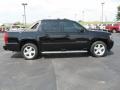 Black - Avalanche LTZ 4WD Photo No. 4