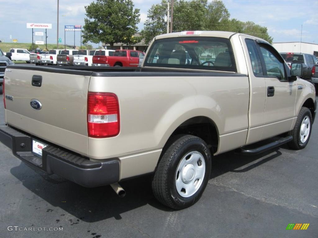 2007 F150 XL Regular Cab - Pueblo Gold Metallic / Tan photo #3