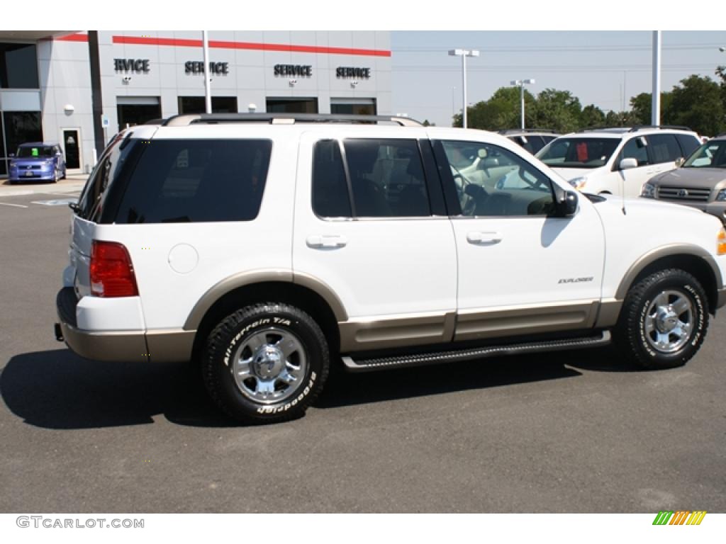 2002 Explorer Eddie Bauer 4x4 - Oxford White / Medium Parchment photo #2