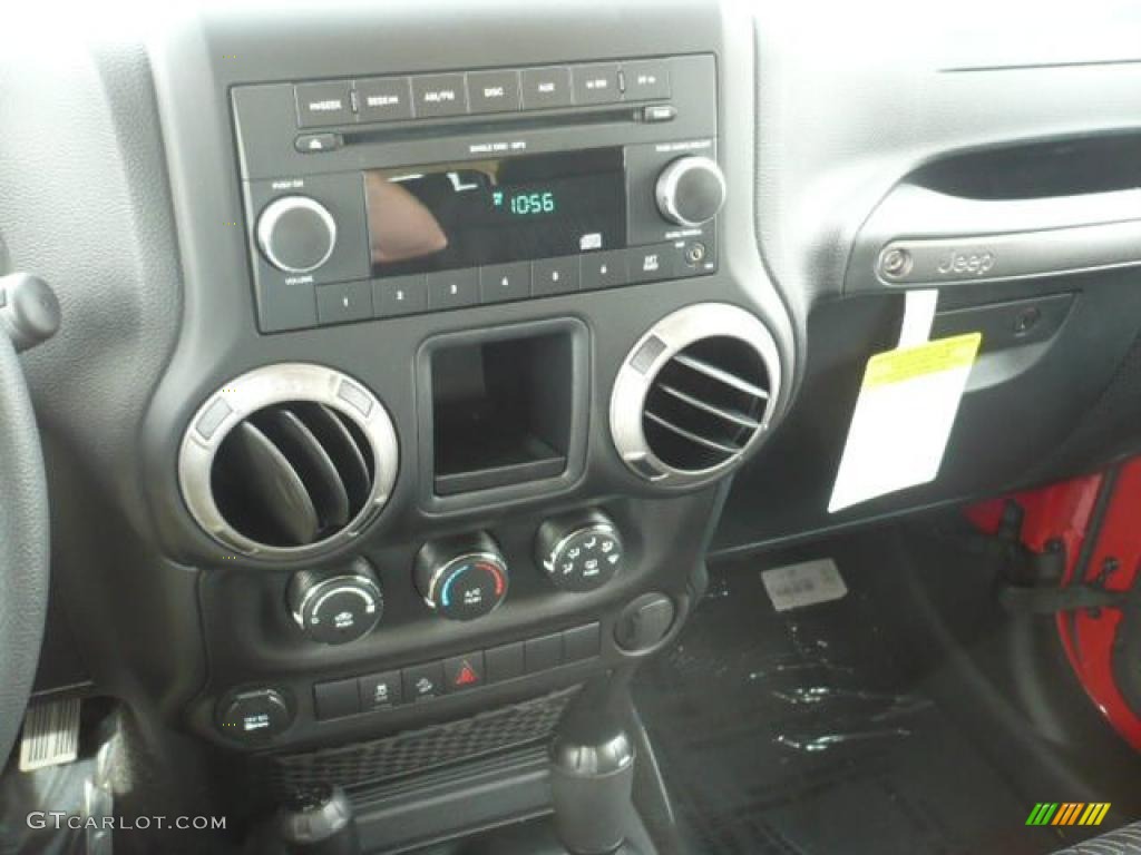 2011 Wrangler Sport 4x4 - Flame Red / Black photo #17