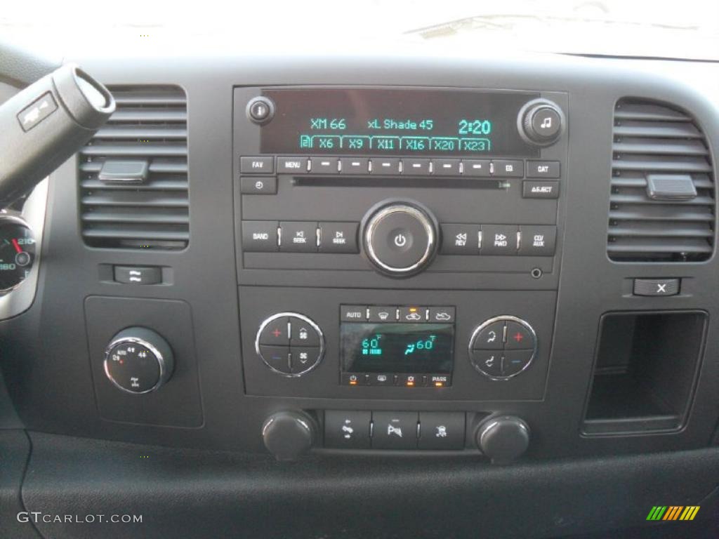 2011 Silverado 1500 LT Extended Cab 4x4 - Sheer Silver Metallic / Ebony photo #13