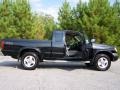 2000 Super Black Nissan Frontier SE Desert Runner Extended Cab  photo #13