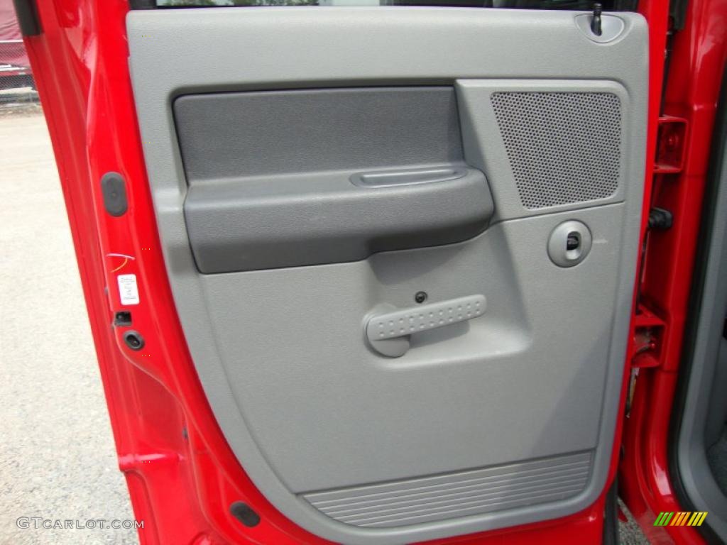 2006 Ram 2500 SLT Quad Cab 4x4 - Flame Red / Medium Slate Gray photo #26