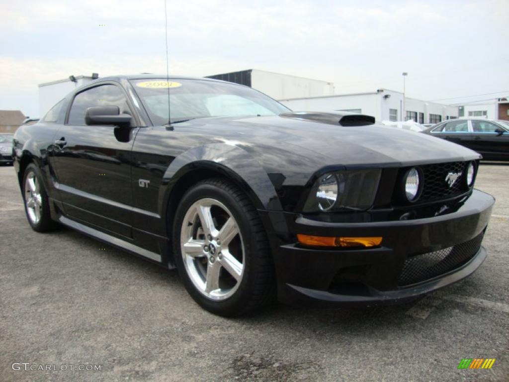 2007 Mustang GT Deluxe Coupe - Black / Black/Red photo #5