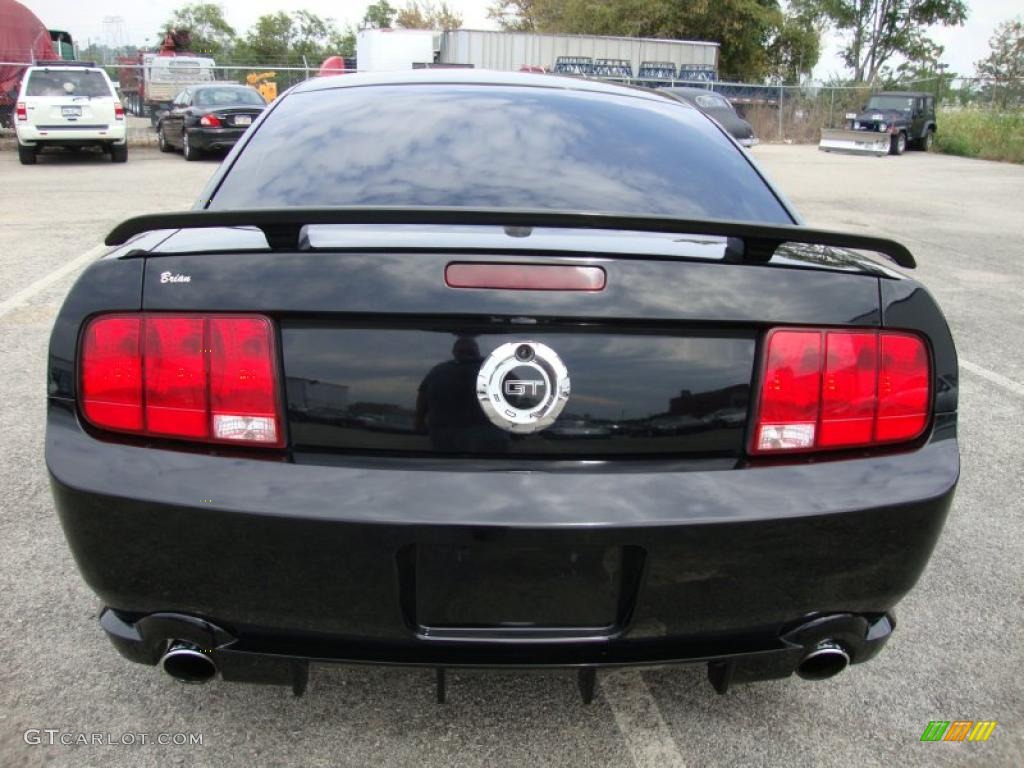 2007 Mustang GT Deluxe Coupe - Black / Black/Red photo #9