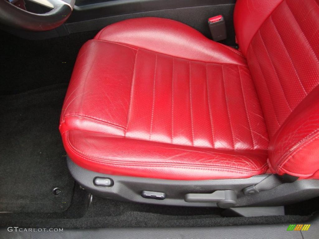 2007 Mustang GT Deluxe Coupe - Black / Black/Red photo #16