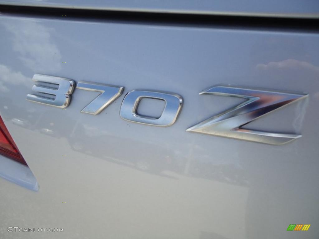 2010 370Z Coupe - Brilliant Silver / Black Cloth photo #10