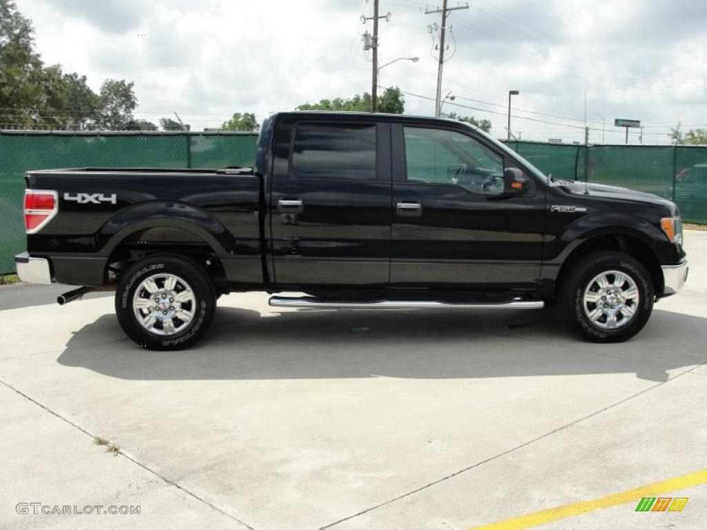 2009 F150 XLT SuperCrew 4x4 - Black / Stone/Medium Stone photo #2