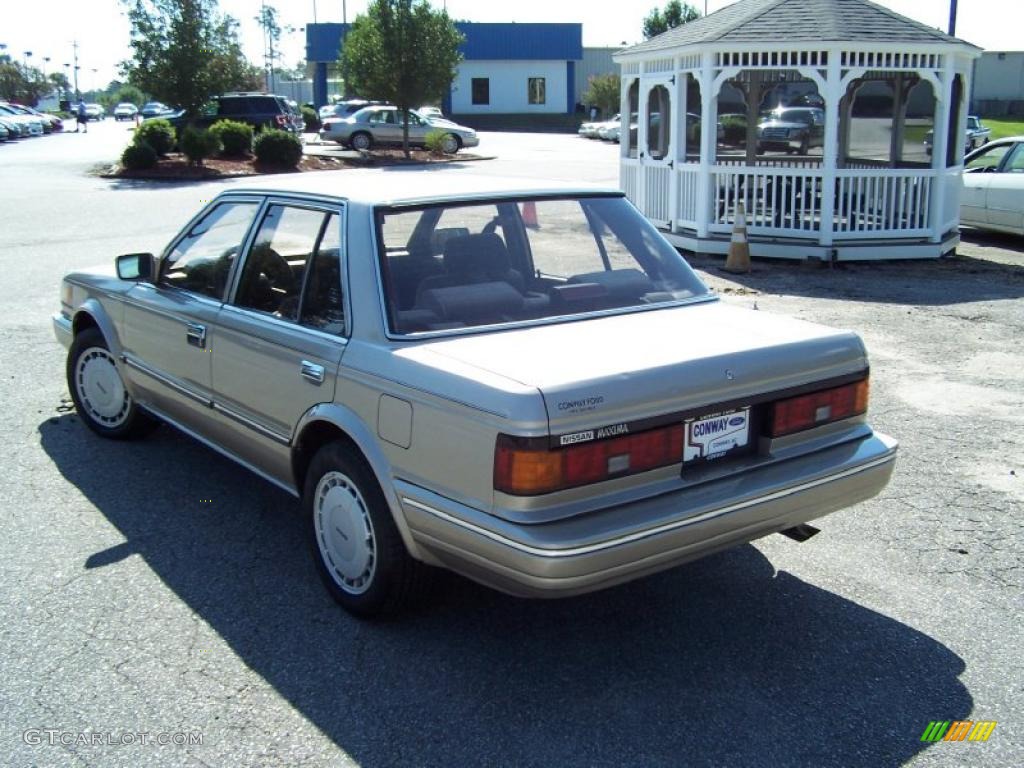 1988 Maxima GL - Champagne Pearl Metallic / Beige photo #7