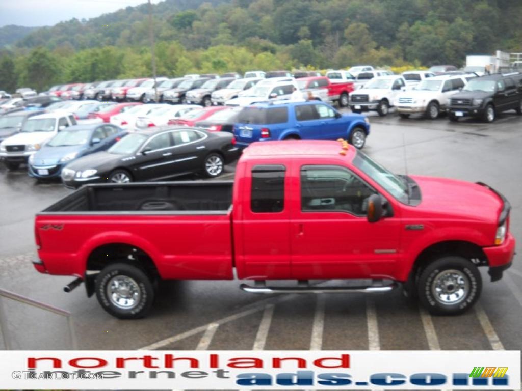 2003 F250 Super Duty XLT SuperCab 4x4 - Red Clearcoat / Medium Flint Grey photo #5