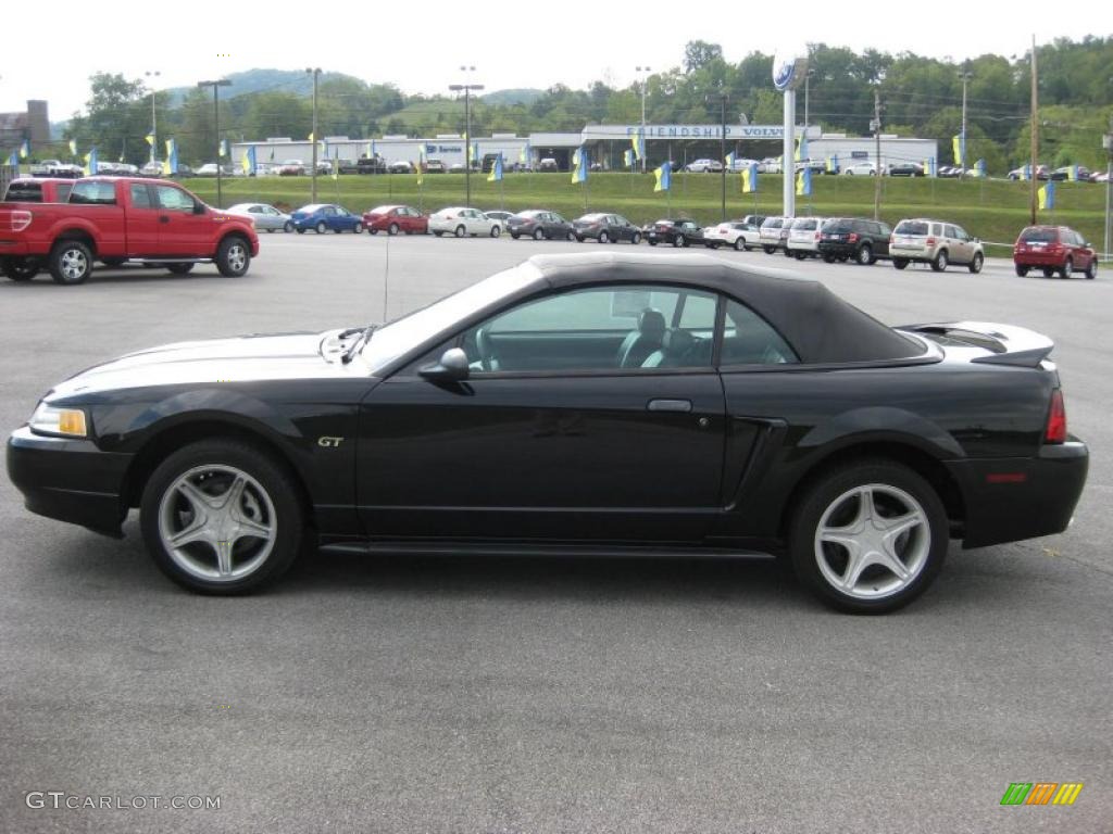 2000 Mustang GT Convertible - Black / Dark Charcoal photo #1