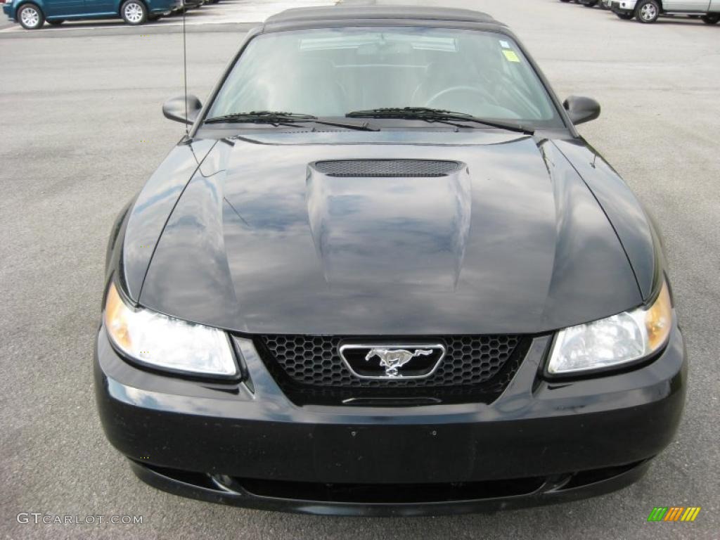 2000 Mustang GT Convertible - Black / Dark Charcoal photo #3