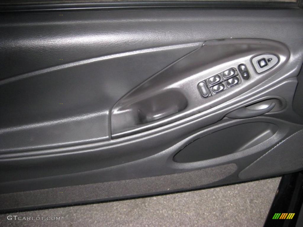2000 Mustang GT Convertible - Black / Dark Charcoal photo #17