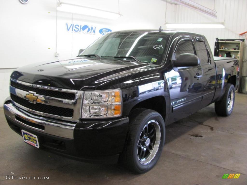 Black Chevrolet Silverado 1500