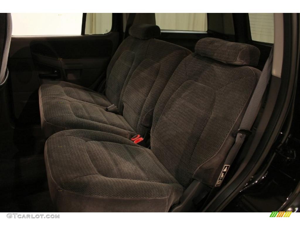 2002 Explorer XLT - Black Clearcoat / Graphite photo #20