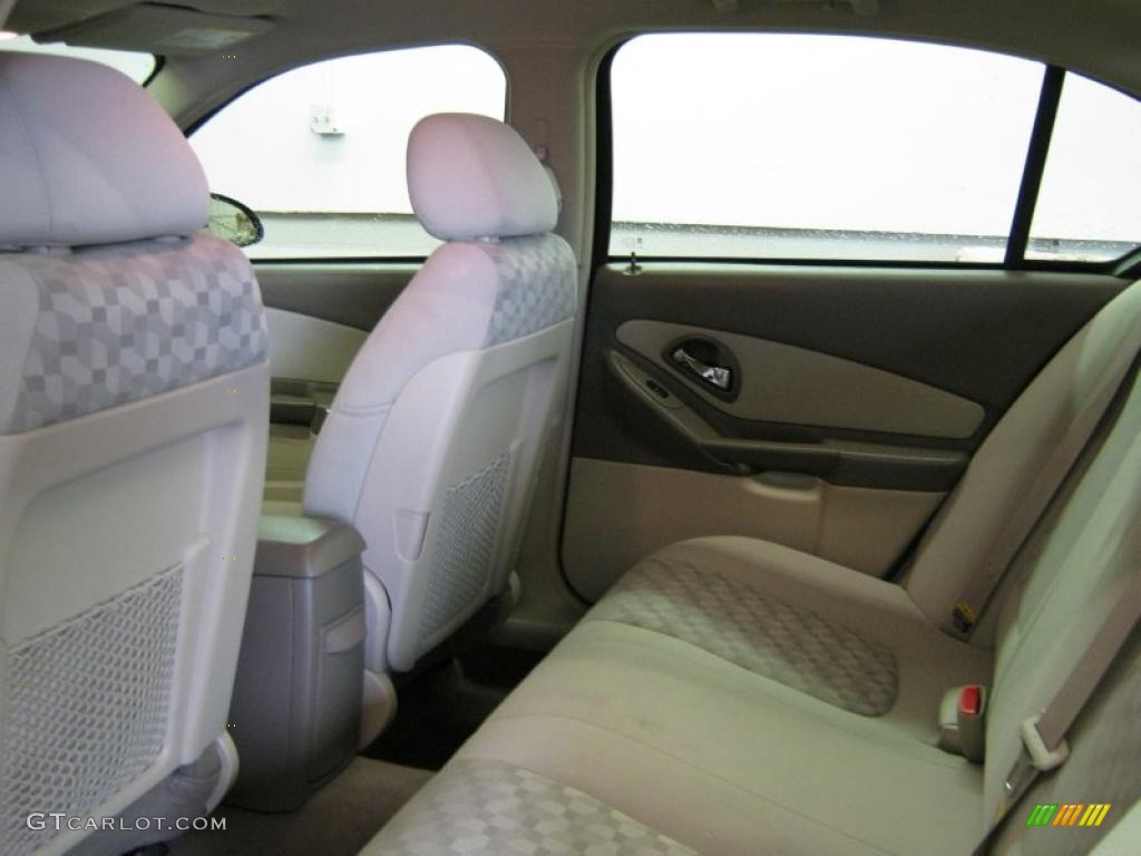 2004 Malibu LS V6 Sedan - Sport Red Metallic / Neutral photo #7