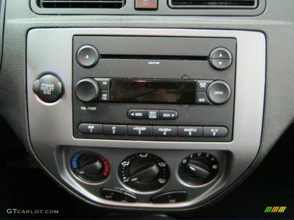 2007 Focus ZX5 SES Hatchback - Dark Toreador Red Metallic / Charcoal photo #16