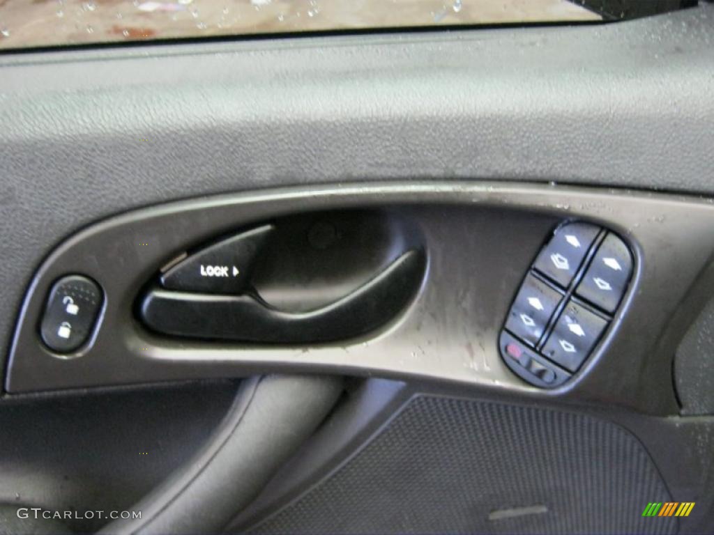 2007 Focus ZX5 SES Hatchback - Dark Toreador Red Metallic / Charcoal photo #23