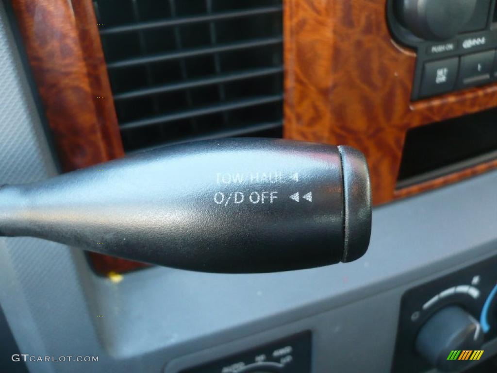 2006 Ram 1500 SLT Quad Cab 4x4 - Brilliant Black Crystal Pearl / Medium Slate Gray photo #22