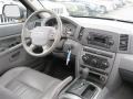 Black - Grand Cherokee Laredo 4x4 Photo No. 22