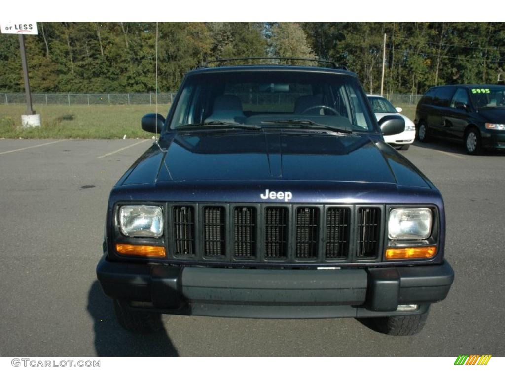 1998 Cherokee Sport 4x4 - Deep Amethyst Pearl / Mist Gray photo #2
