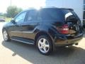 Black - ML 350 4Matic Photo No. 4